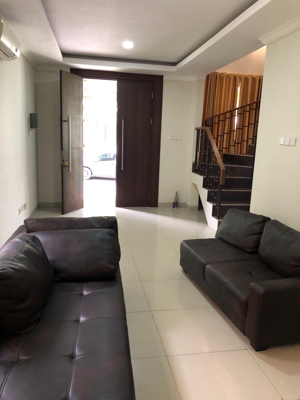 Rumah Disewakan di Forest Green Taman Simpruk Lippo